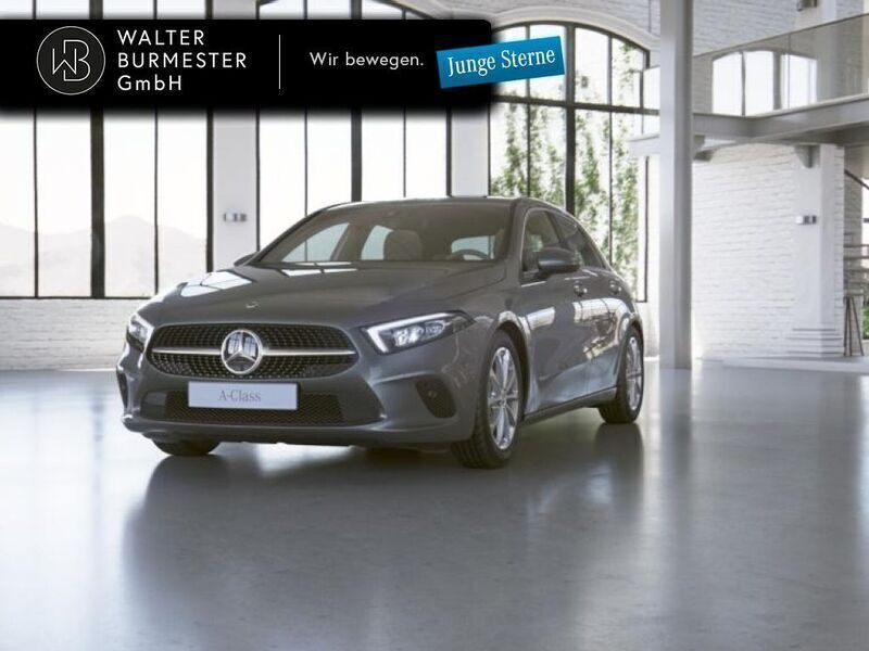 Metalliclack mountaingrau Gebraucht 2019 Mercedes A200 Progressive Limousine | 20.980 € (Fairer Preis) - Bild 1/4
