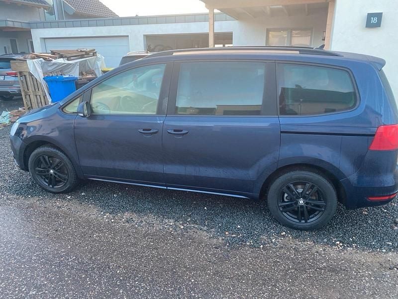 Gebraucht Seat Alhambra 140 PS (102 kW) 2014 Blau Van / Kleinbus