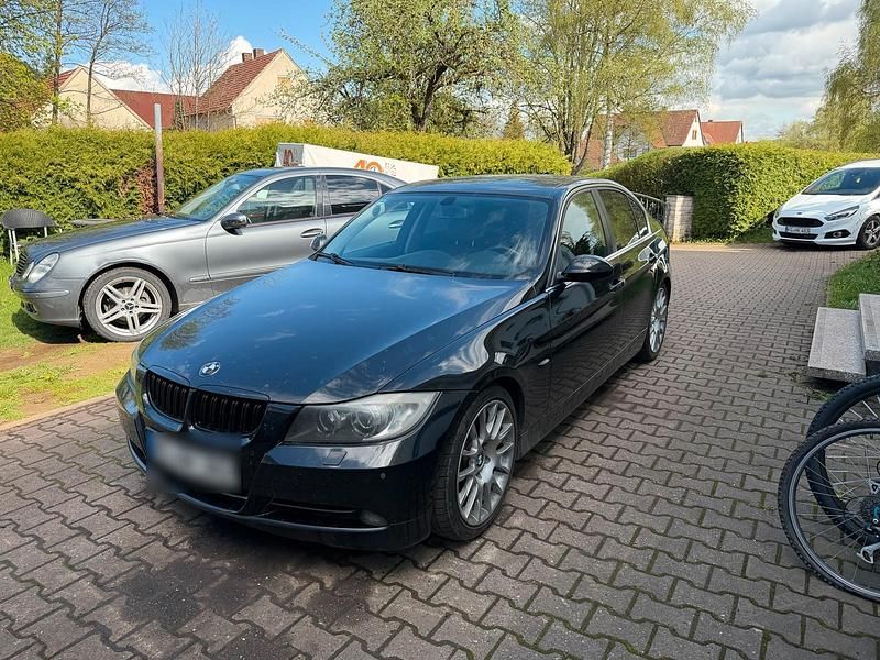 Usata BMW 330 231 CV (169 kW) 2006 Nero Berlina