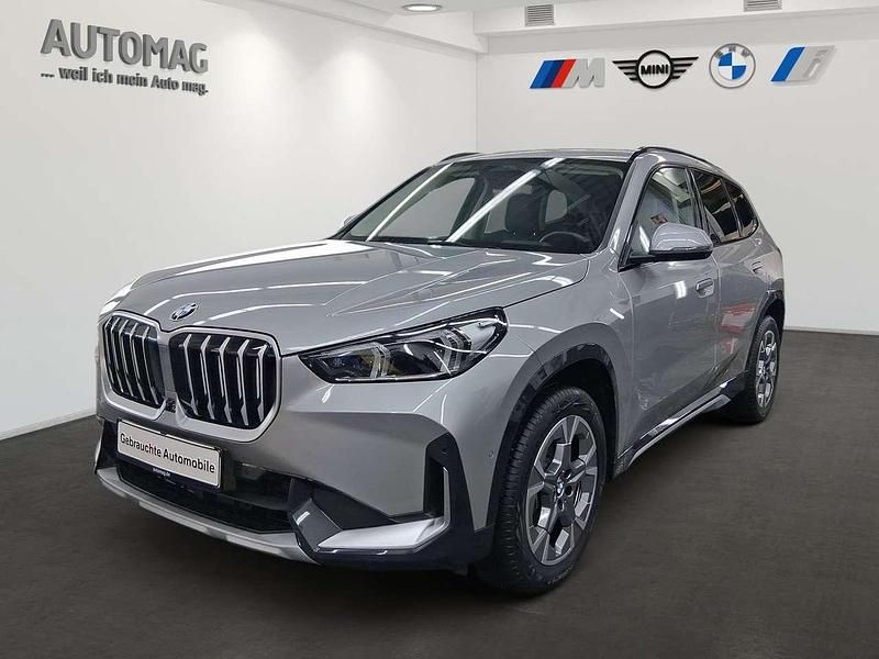 Spacesilber Gebraucht 2025 BMW X1 Efficient Dynamics SUV | 43.990 € (Etwas zu teuer) - Bild 1/4