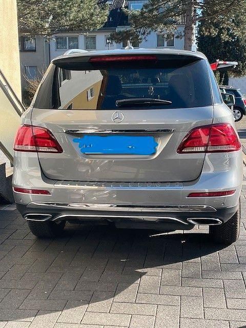 Gebraucht Mercedes GLE250 204 PS (150 kW) 2016 Silber SUV