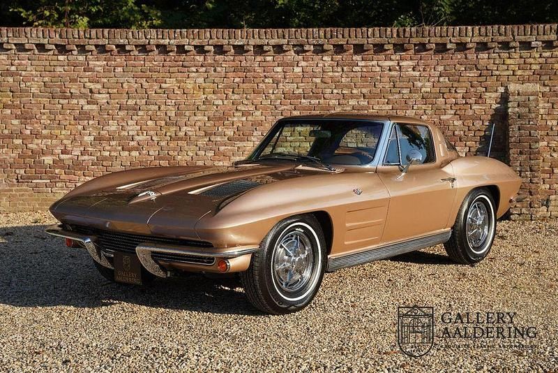Second-hand Corvette Stingray 1963 Auriu Coupe