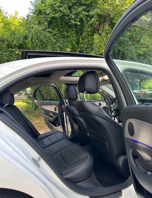 Gebraucht Mercedes E350 Avantgarde 286 PS (210 kW) 2017 Weiß Limousine