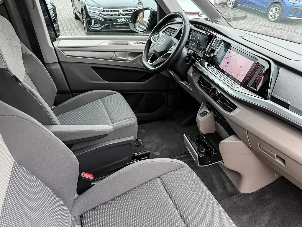 Gebraucht VW Multivan 150 PS (110 kW) 2025 Schwarz Van / Kleinbus