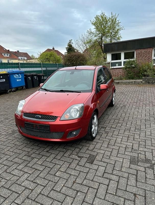 Andere farben Gebraucht 2007 Ford Fiesta Kleinwagen | 2.150 € (Etwas zu teuer) - Bild 1/4