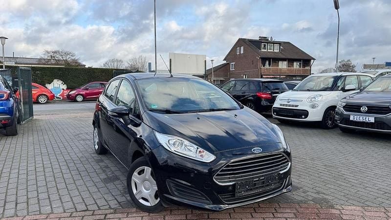 Schwarz Gebraucht 2016 Ford Fiesta Trend Kleinwagen | 6.500 € (Fairer Preis) - Bild 1/4