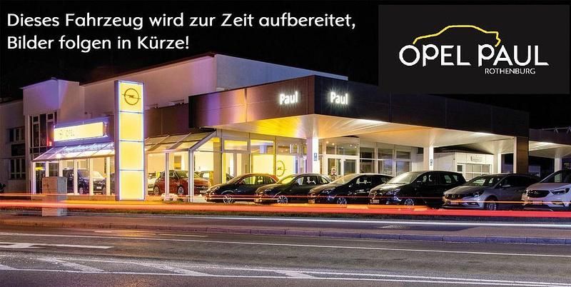 Weiß Gebraucht 2022 Opel Combo-e Life XL Van / Kleinbus | 17.999 € - Bild 1/1