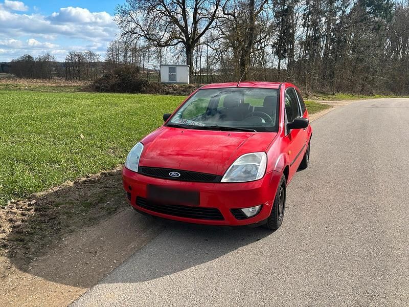 Gebraucht Ford Fiesta 80 PS (58 kW) 2003 Rot Kleinwagen