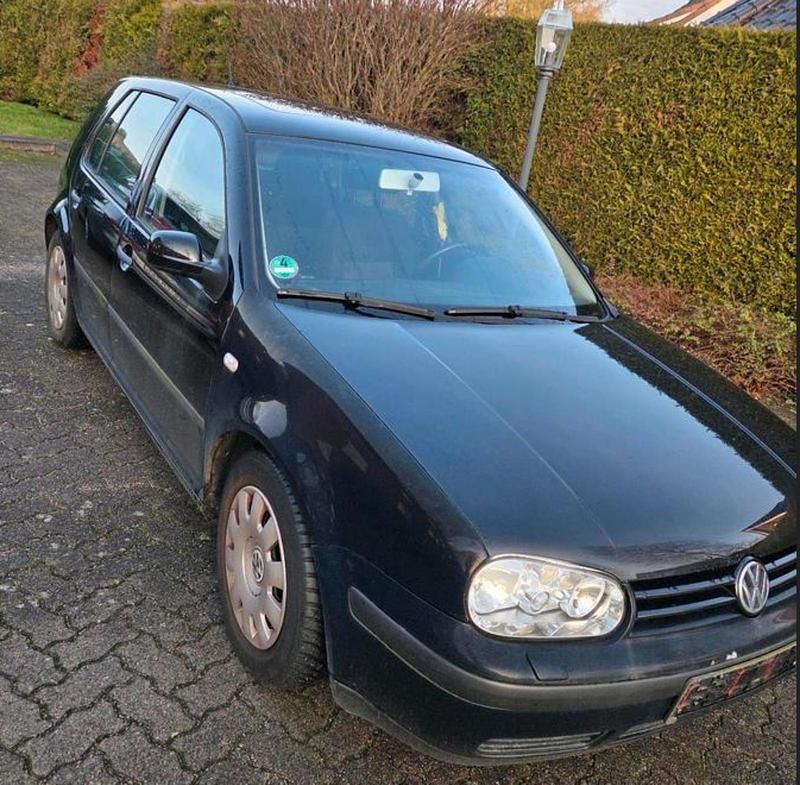 Schwarz Gebraucht 2000 VW Golf Limousine | 500 € (Superpreis) - Bild 1/1