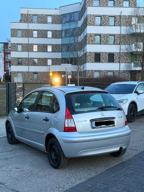 Gebraucht Citroën C3 60 PS (44 kW) 2009 Silber Limousine