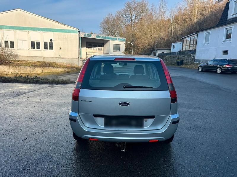 Gebraucht Ford Fusion 80 PS (58 kW) 2003 Silber Kleinwagen