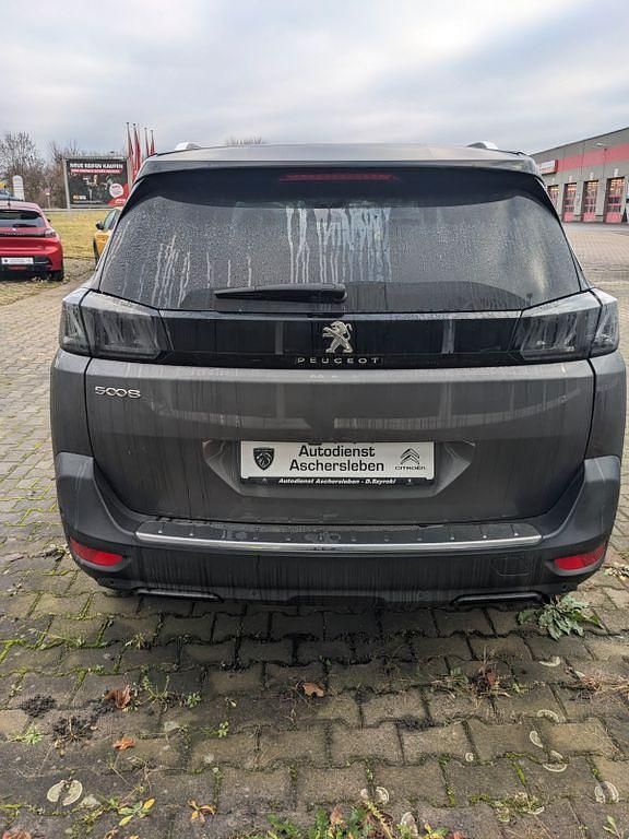 Gebraucht Peugeot 5008 Allure 131 PS (96 kW) 2021 Unbekannt (metallic) SUV