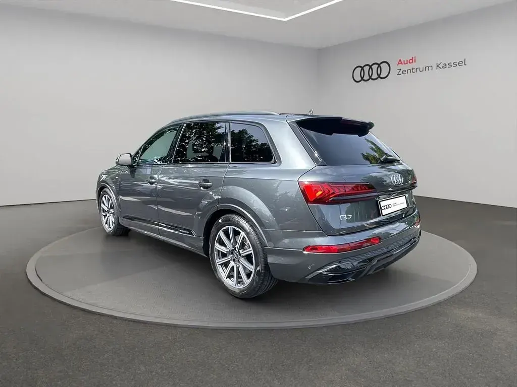 Gebraucht Audi Q7 Competition 340 PS (250 kW) 2022 Grau SUV