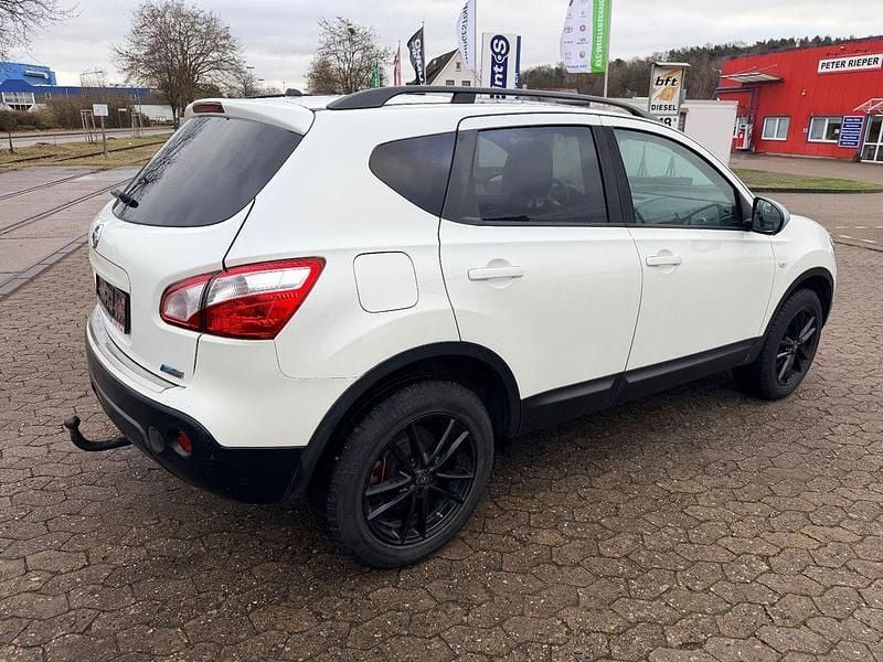 Gebraucht Nissan Qashqai 360º 131 PS (96 kW) 2013 Weiß SUV