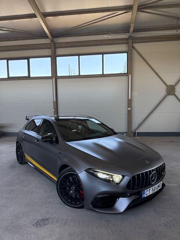 Grau Gebraucht 2020 Mercedes A45 AMG AMG Limousine | 45.000 € (Teuer) - Bild 1/4