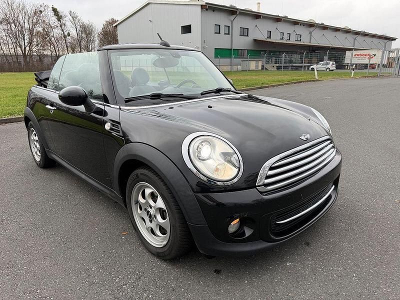 Second-hand Mini Cooper Cabriolet 122 CP (89 kW) 2011 Negru Cabrio