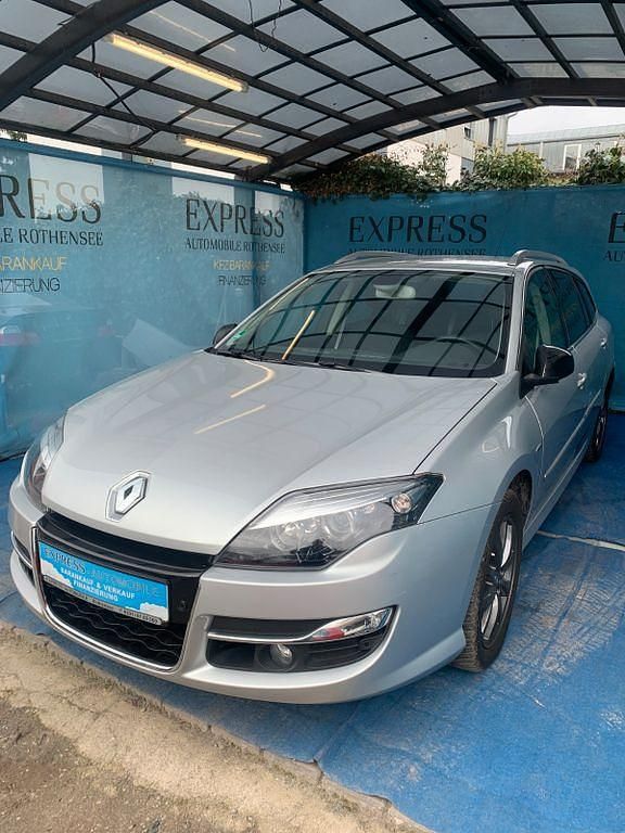Gebraucht Renault Laguna III Bose Edition 150 PS (110 kW) 2011 Grau Limousine
