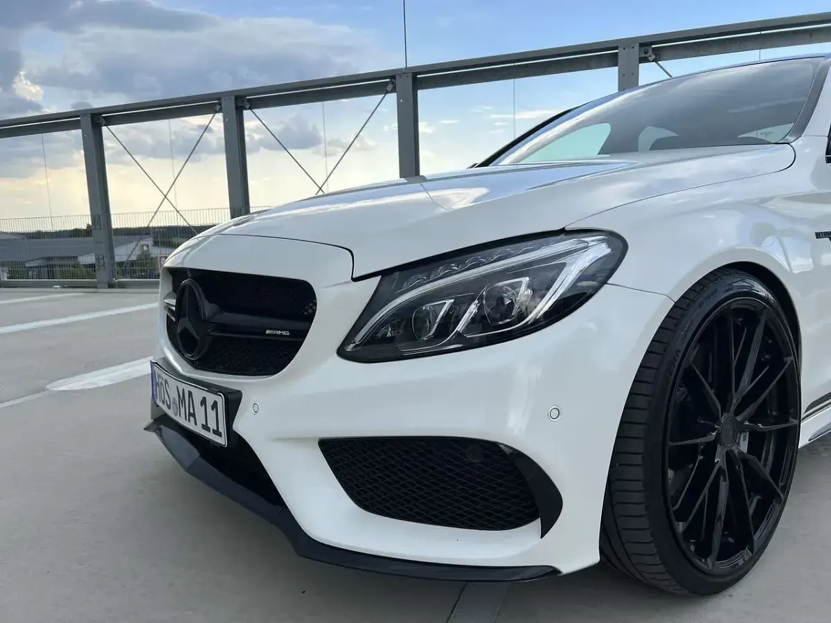 Gebraucht Mercedes C450 AMG AMG 367 PS (269 kW) 2018 Weiß Limousine