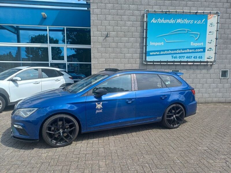 Blau Gebraucht 2017 Seat Leon ST FR Kombi | 8.400 € (Teuer) - Bild 1/4
