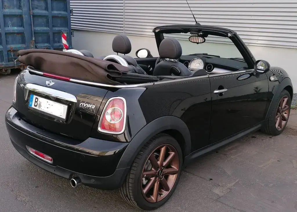 Gebraucht Mini Cooper 122 PS (89 kW) 2013 Schwarz Kleinwagen
