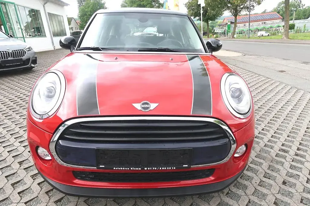 Gebraucht Mini Cooper 136 PS (100 kW) 2017 Rot Kleinwagen