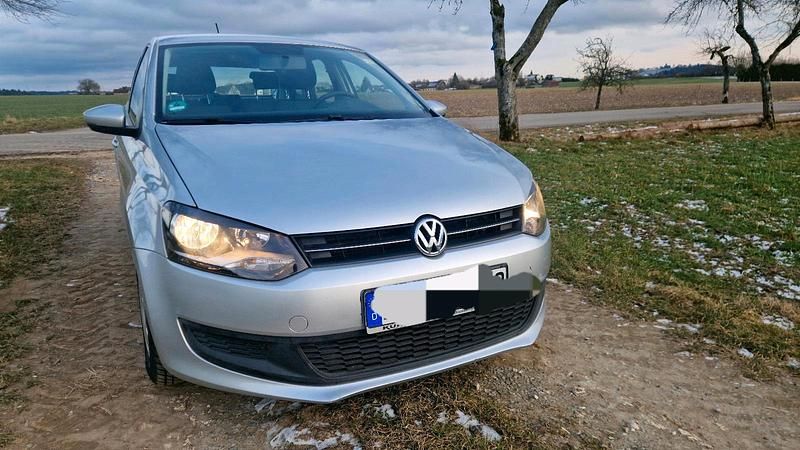 Gebraucht VW Polo 90 PS (66 kW) 2010 Silber Kleinwagen