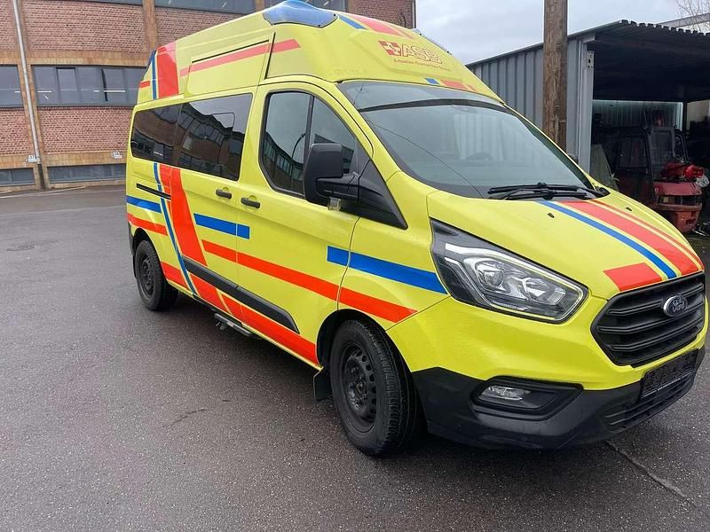 Gebraucht Ford Transit Custom 131 PS (96 kW) 2019 Gelb Van / Kleinbus