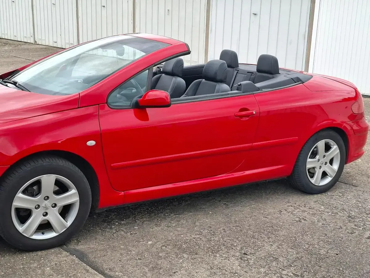Gebraucht Peugeot 307 CC 136 PS (100 kW) 2005 Rot Cabrio