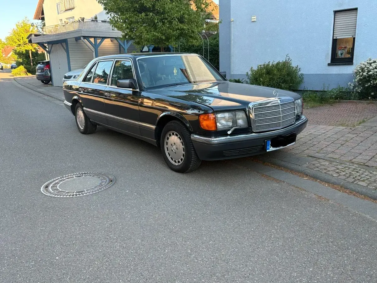 Gebraucht Mercedes 420 218 PS (160 kW) 1990 Schwarz Limousine