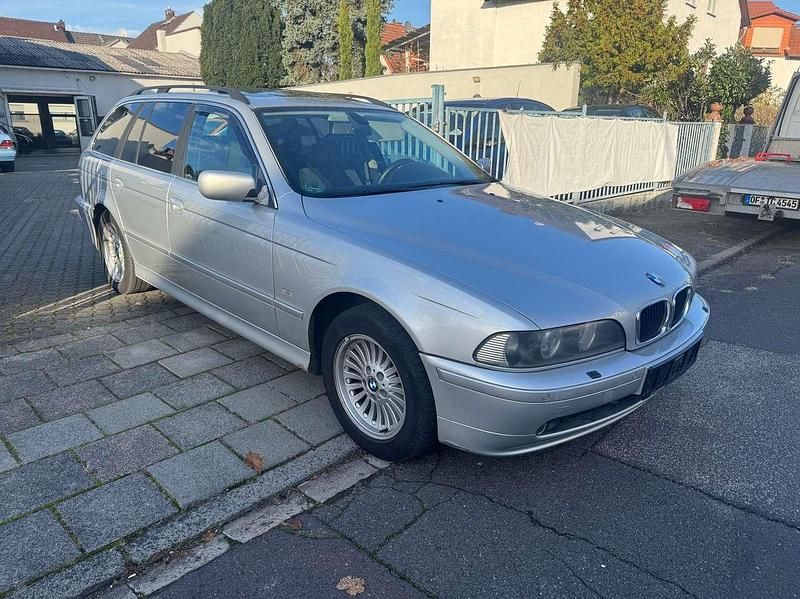 Gebraucht BMW 525 Exclusive 192 PS (141 kW) 2004 Silber Kombi