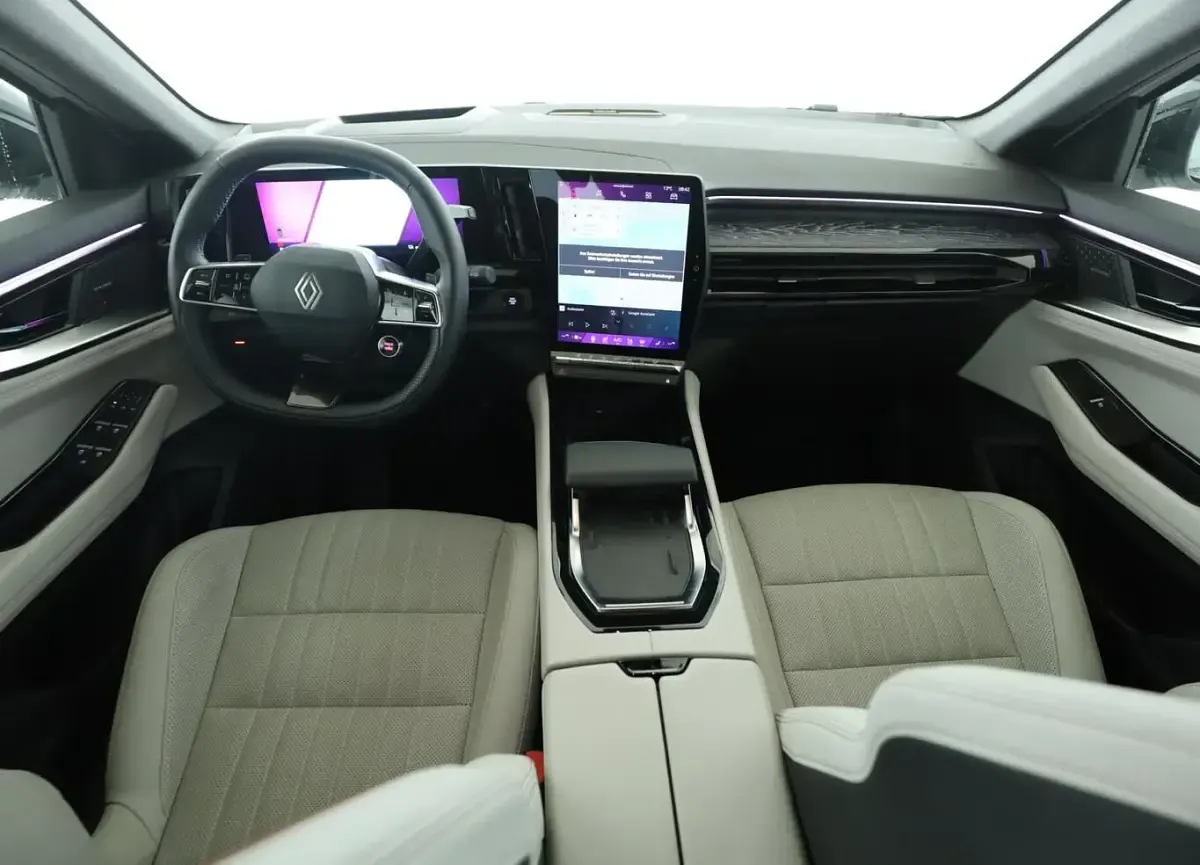 Gebraucht Renault Espace Iconic 200 PS (147 kW) 2025 Perlmuttweiß SUV