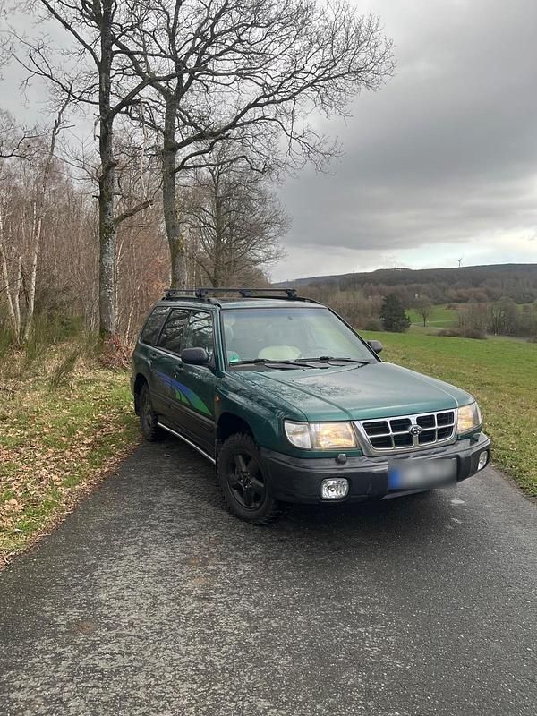 Gebraucht Subaru Forester 122 PS (89 kW) 1998 Grün SUV