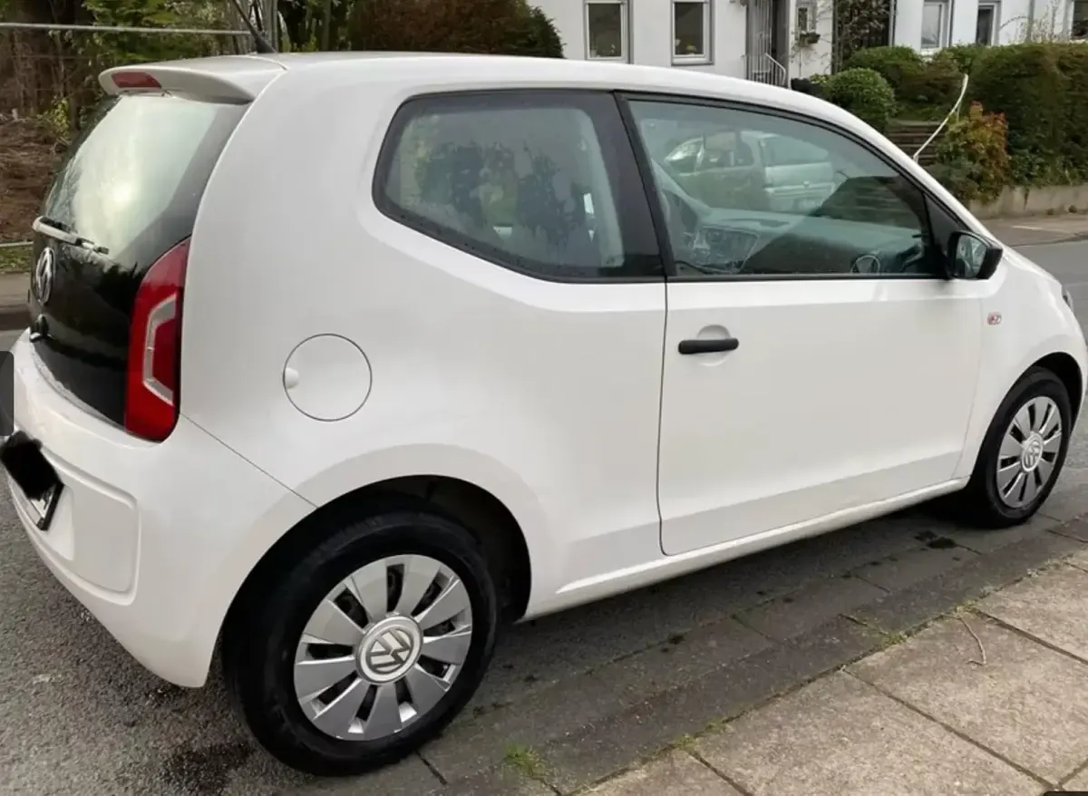 Gebraucht VW up! 60 PS (44 kW) 2014 Weiß Kleinwagen