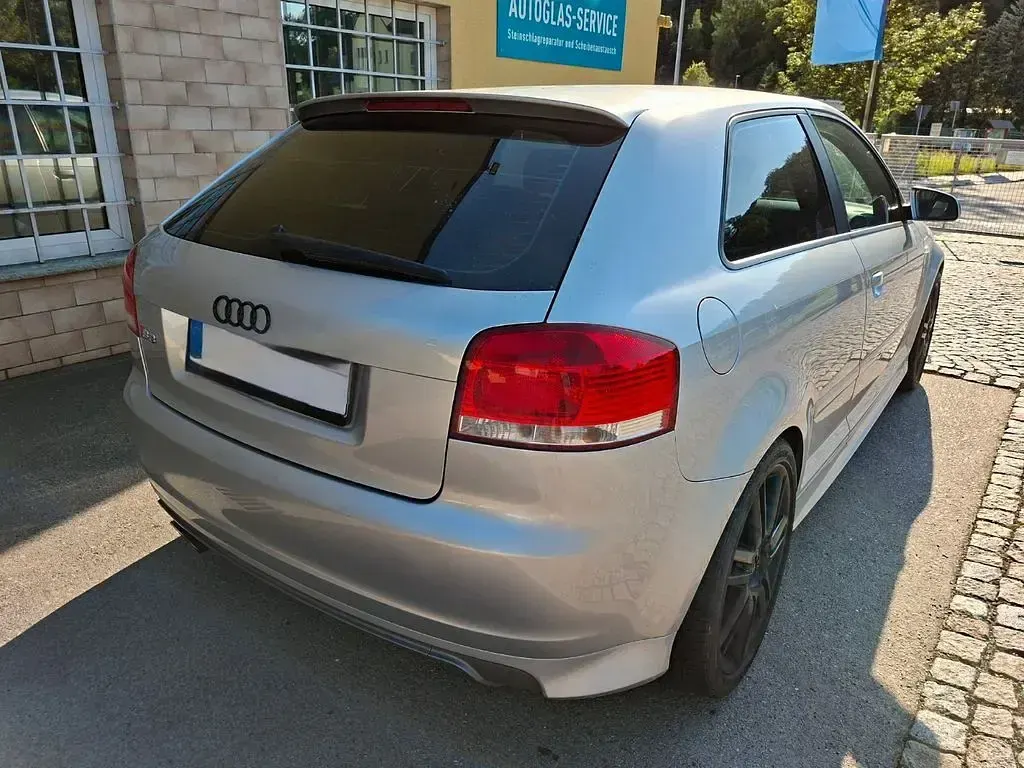 Gebraucht Audi S3 Sport 265 PS (194 kW) 2007 Silber Kleinwagen