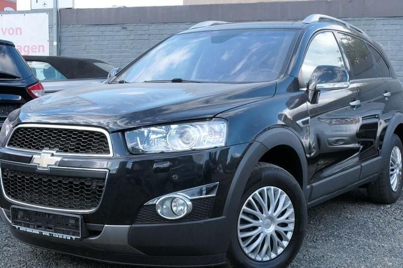 Schwarz Gebraucht 2013 Chevrolet Captiva SUV | 6.800 € (Superpreis) - Bild 1/4