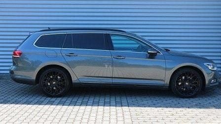 Usata VW Passat Comfortline 179 CV (131 kW) 2017 Grigio Station wagon
