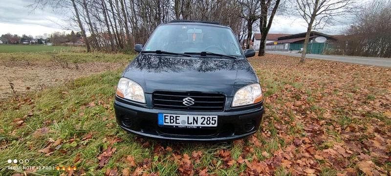 Schwarz Gebraucht 2002 Suzuki Ignis SUV | 3.700 € - Bild 1/4