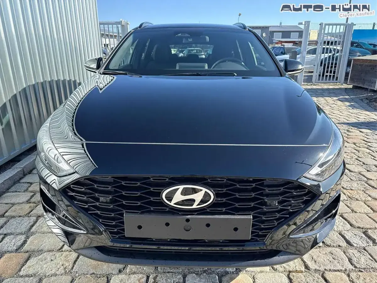 Neu Hyundai i30 GO! 140 PS (102 kW) 2025 Ayss black Kombi