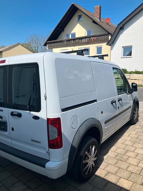 Second-hand Ford Transit Connect 90 CP (66 kW) 2011 Alb Monovolum