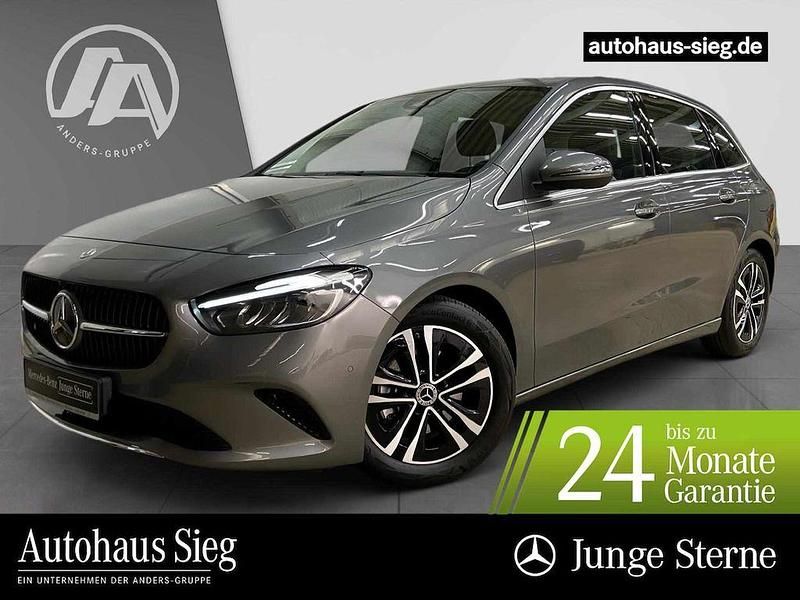 Mountaingrau Gebraucht 2024 Mercedes B200 Progressive Van / Kleinbus | 32.184 € (Guter Preis) - Bild 1/3