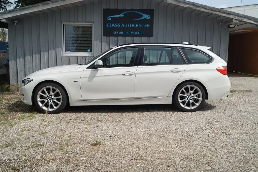 Gebraucht BMW 325 Sport Line 218 PS (160 kW) 2013 Weiß Kombi