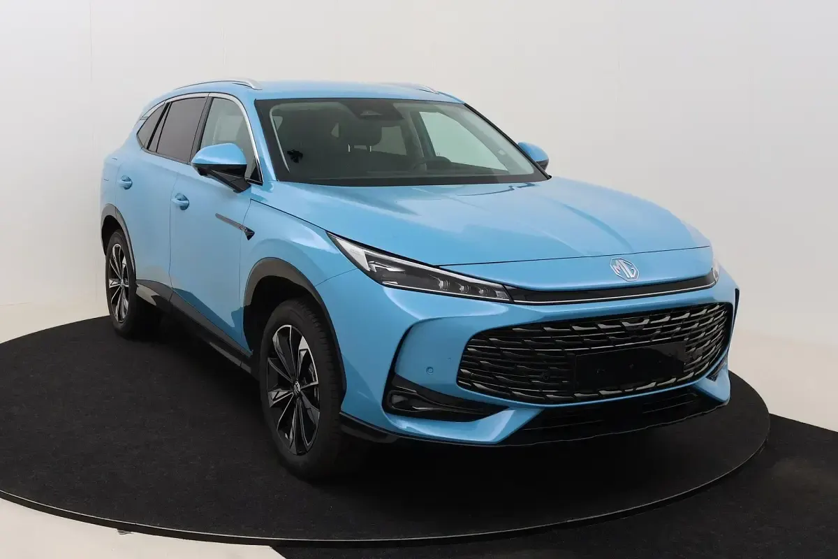 Używany MG HS Luxury 162 KM (119 kW) 2025 Niebieski SUV