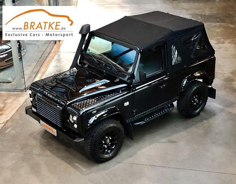 Raven black Gebraucht 2013 Land Rover Defender Cabrio | 68.990 € - Bild 1/4
