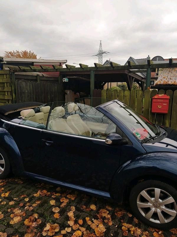 Gebraucht VW New Beetle 115 PS (84 kW) 2003 Blau Kleinwagen