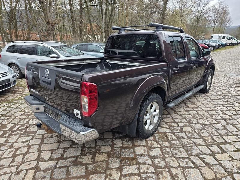 Gebraucht Nissan Navara 190 PS (139 kW) 2012 Braun Pickup