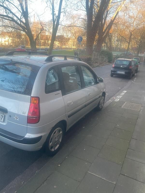 Gebraucht Hyundai Matrix GLS 122 PS (89 kW) 2003 Grau Van / Kleinbus