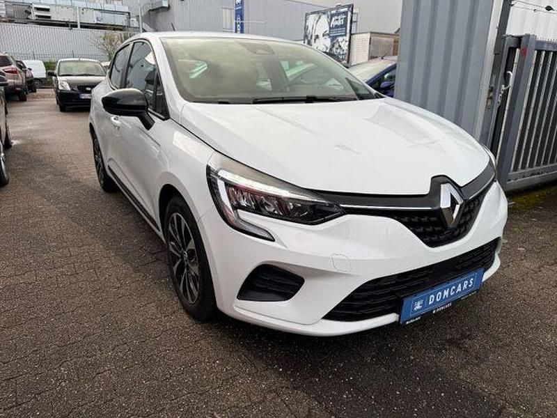 Gebraucht Renault Clio V Equilibre 67 PS (49 kW) 2023 Weiß Limousine