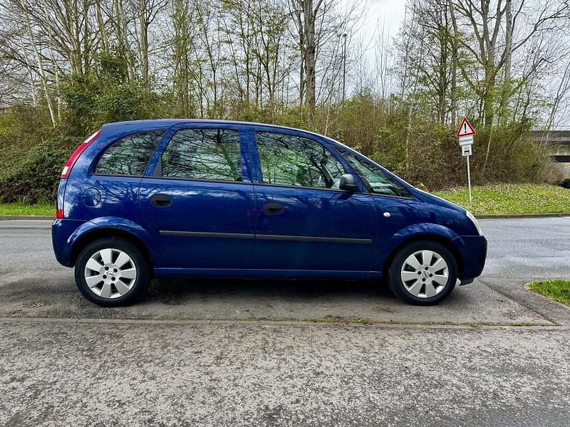 Second-hand Opel Meriva 105 CP (77 kW) 2003 Albastru Monovolum