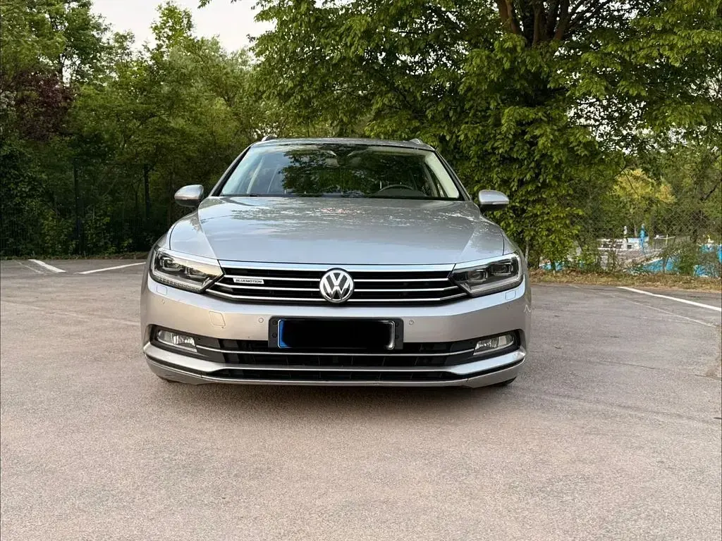 Usata VW Passat Highline 150 CV (110 kW) 2016 Argento Station wagon