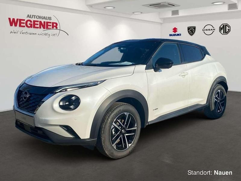 Peral white/black Gebraucht 2024 Nissan Juke N-Connecta SUV | 29.260 € (Etwas zu teuer) - Bild 1/4